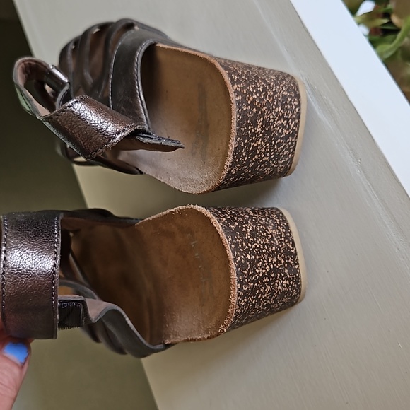 Dansko Strappy Wedge - Picture 4 of 4